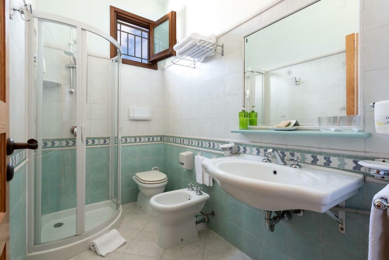 Hotel Sicilya San Vito Lo Capo Bagian luar foto
